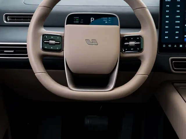 Li Auto MEGA — Фото автомобиля 5