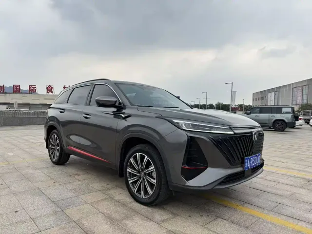 Changan CS75 Plus — Фото автомобиля 3