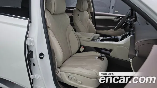 Genesis GV80 2.5T Бензин AWD — Фото автомобиля 12