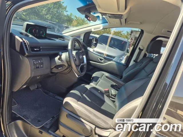 Hyundai Staria — Фото автомобиля 10