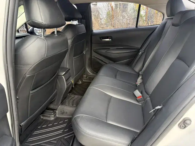 Toyota Corolla — Фото автомобиля 7