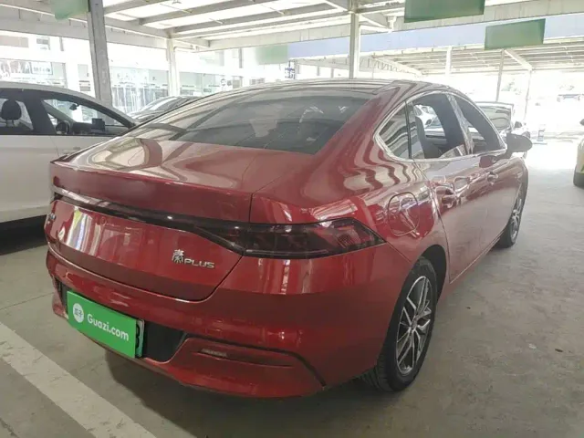 BYD Qin PLUS — Фото автомобиля 4