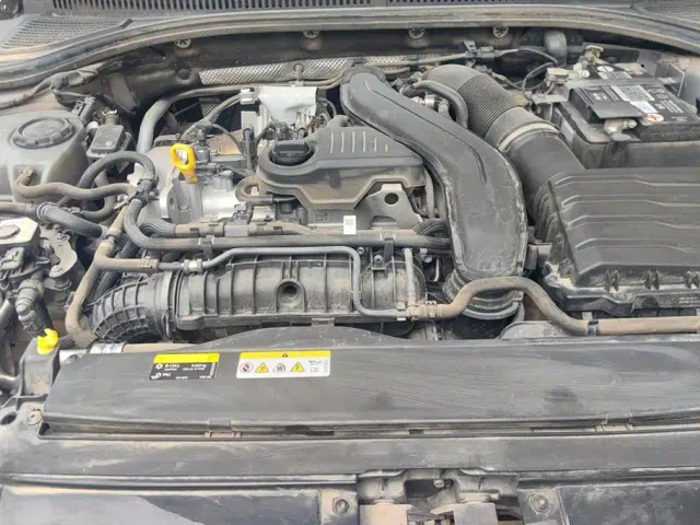 Volkswagen Sagitar — Фото автомобиля 10