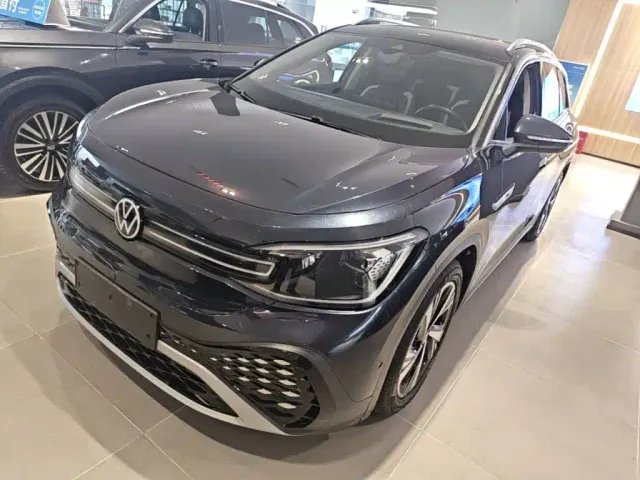 Фотография автомобиля — Volkswagen ID.6 Crozz