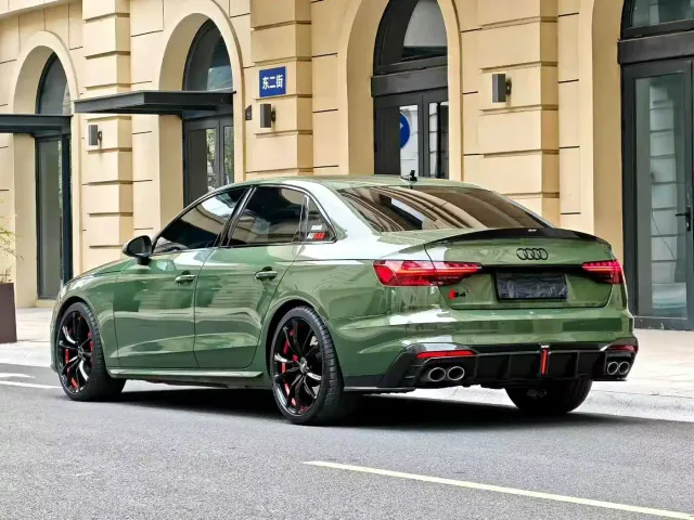 Audi S4 — Фото автомобиля 7