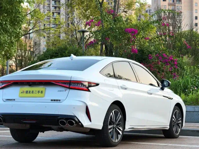 Chery Arrizo 8 — Фото автомобиля 4