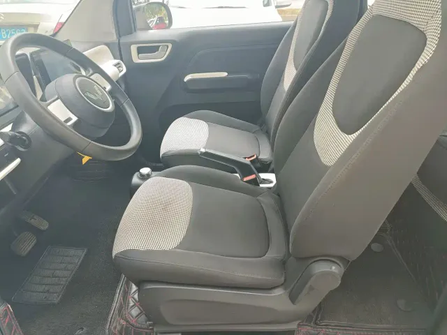 Wuling Hongguang Mini EV — Фото автомобиля 7