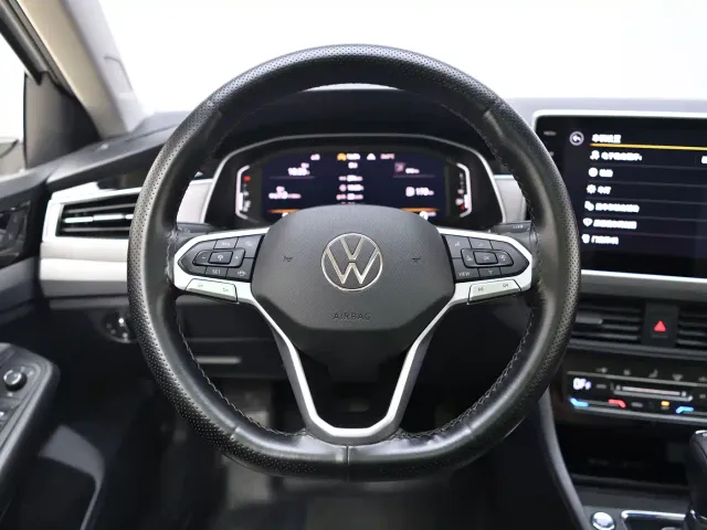 Volkswagen Bora — Фото автомобиля 17