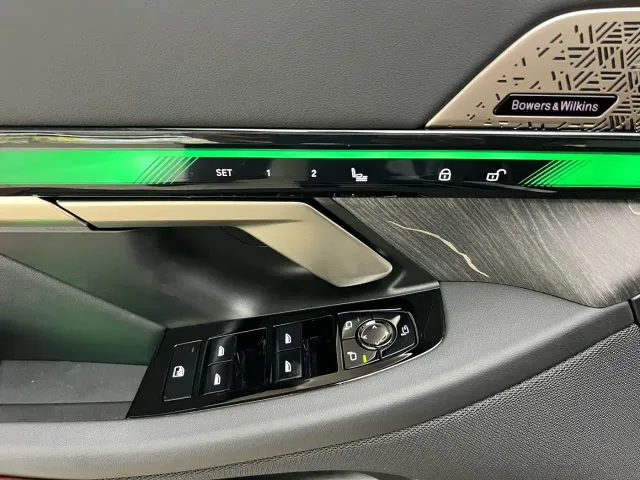 BMW 5 Series — Фото автомобиля 20