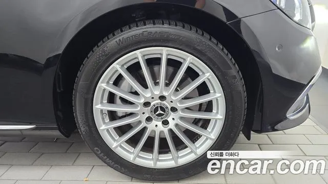 Mercedes-Benz E-Class W213 — Фото автомобиля 6