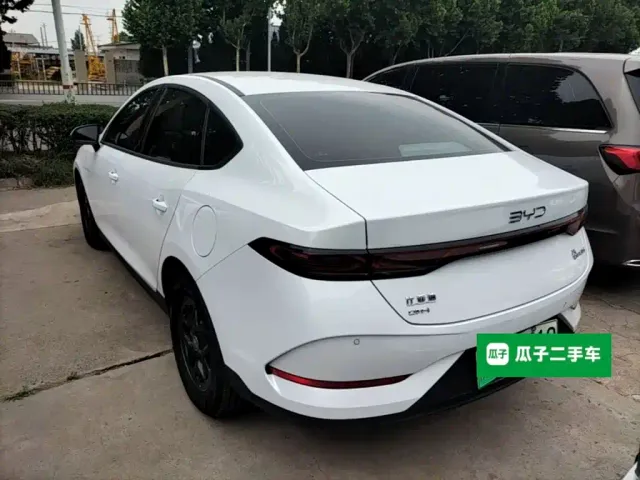 BYD Qin PLUS — Фото автомобиля 4