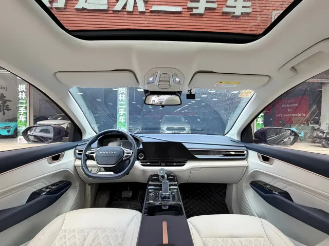 Wuling Victory — Фото автомобиля 5