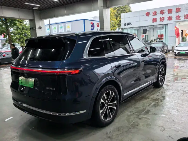Aito M7 — Фото автомобиля 15