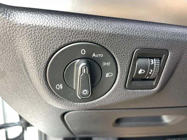 Volkswagen Lavida — Фото автомобиля 13