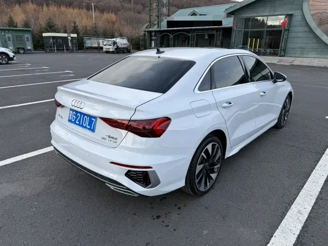 Audi A3 — Фото автомобиля 4