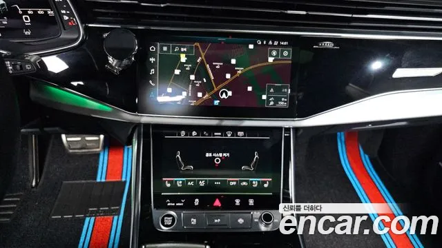 Audi Q8 55 TFSI quattro Premium — Фото автомобиля 14