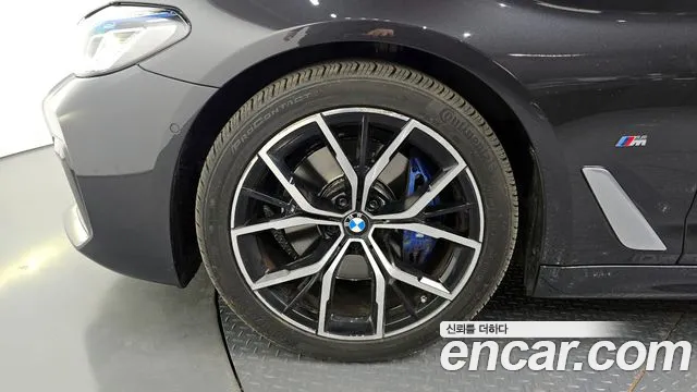 BMW 5-Series — Фото автомобиля 5