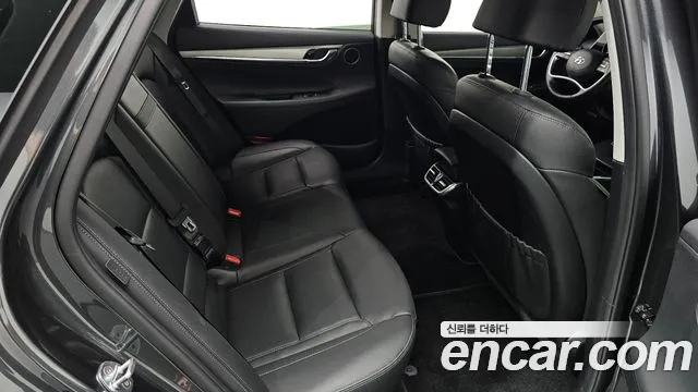 Hyundai Grandeur Новый Grandeur IG — Фото автомобиля 12