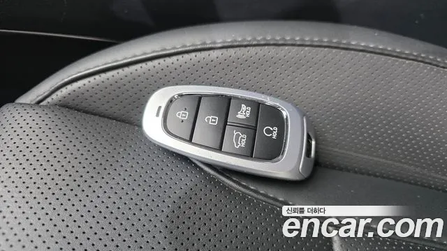 Hyundai Tucson Tucson (NX4) Бензин 1.6 турбо 2WD — Фото автомобиля 20