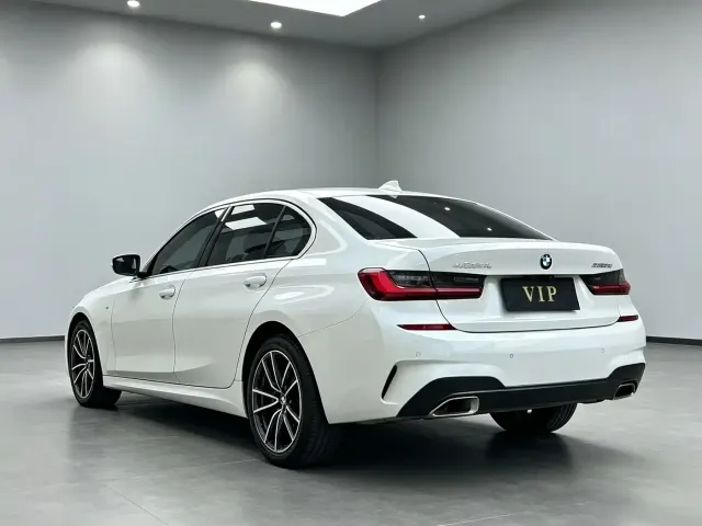 BMW 3 Series — Фото автомобиля 10