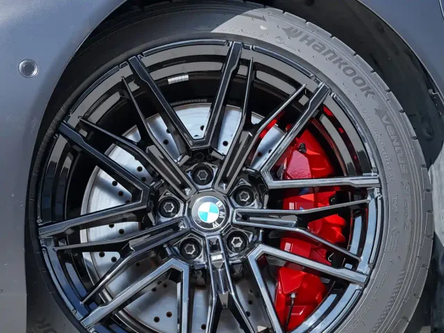 BMW M5 — Фото автомобиля 9