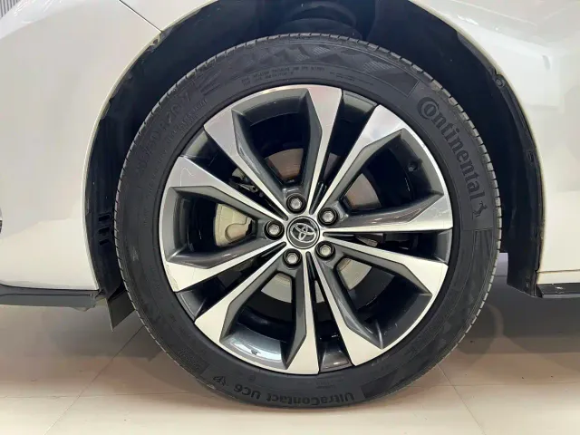 Toyota Granvia — Фото автомобиля 21