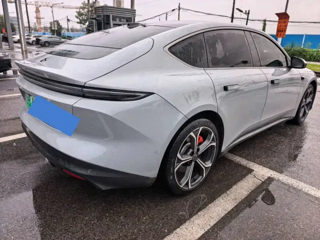 Nio ET5 — Фото автомобиля 5