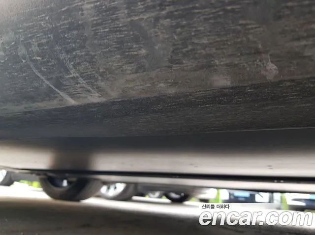 Tesla Model Y — Фото автомобиля 20