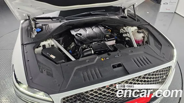Genesis GV70 2.5T Бензин 2WD — Фото автомобиля 6