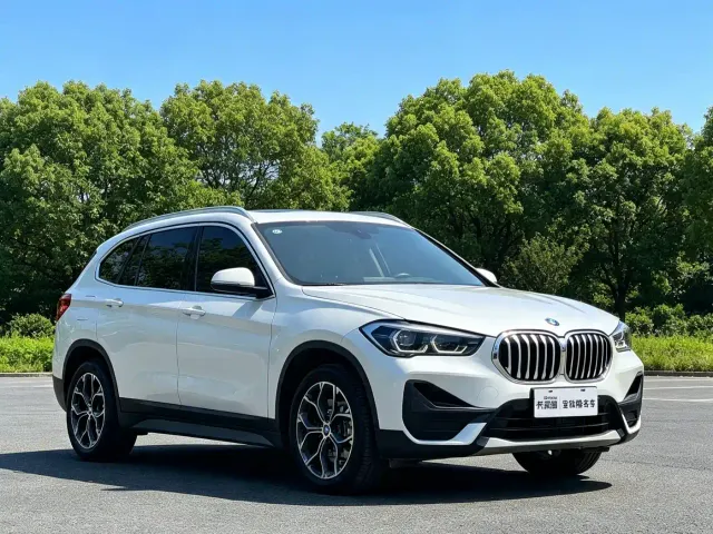BMW X1 — Фото автомобиля 3