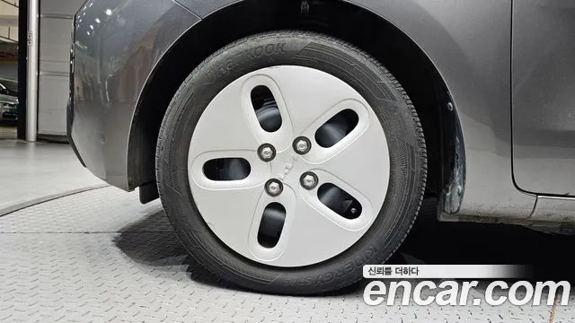 Kia RAY Новый Kia Ray Фургон — Фото автомобиля 4