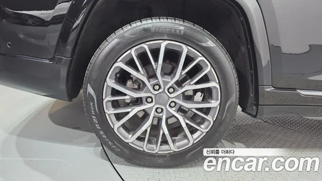 Jeep Cherokee WL — Фото автомобиля 5