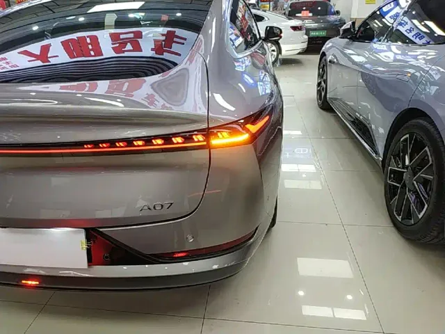 Changan Qiyuan A07 — Фото автомобиля 23