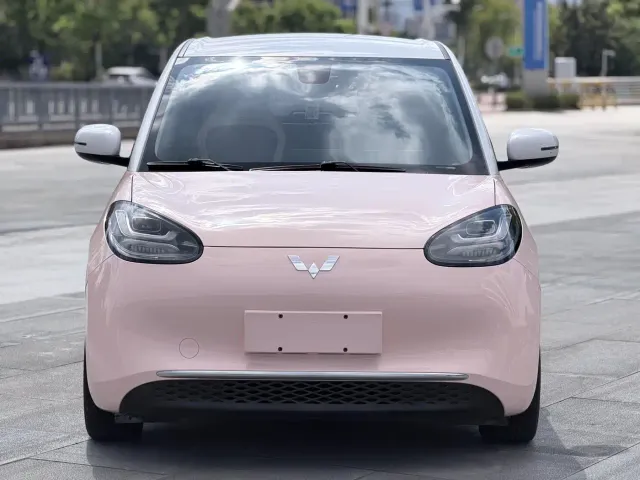 Wuling Bingo — Фото автомобиля 2