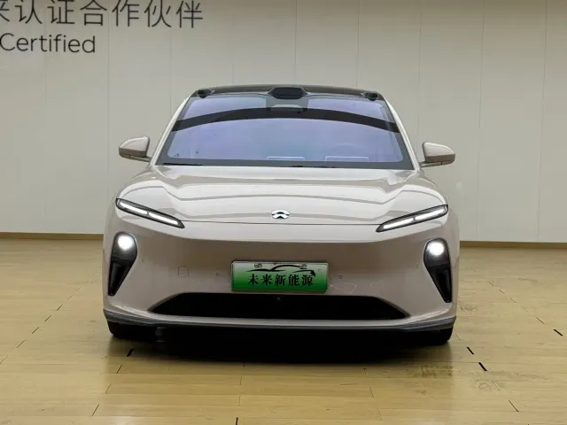 Nio ET5 — Фото автомобиля 3