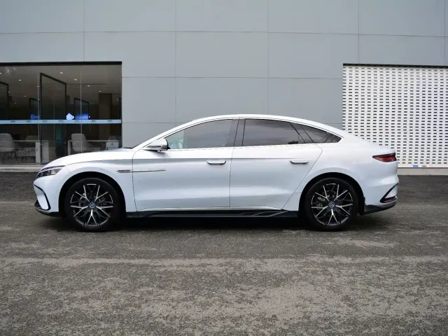 BYD Han — Фото автомобиля 4