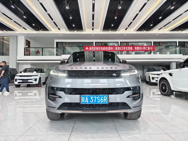 Land Rover Range Rover Sport — Фото автомобиля 2