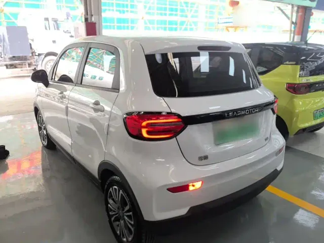 Leapmotor T03 — Фото автомобиля 4