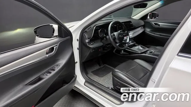 Hyundai Grandeur Новый Grandeur IG 3.0 LPi (Такси) — Фото автомобиля 11