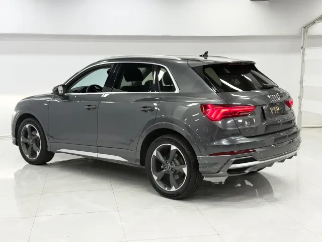 Audi Q3 — Фото автомобиля 4
