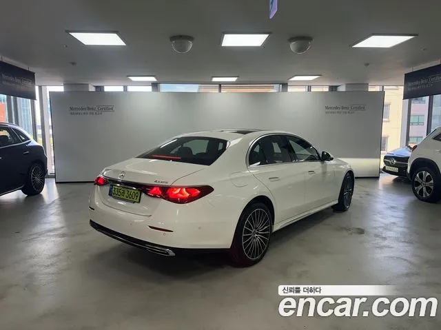 Mercedes-Benz E-Class W214 — Фото автомобиля 2