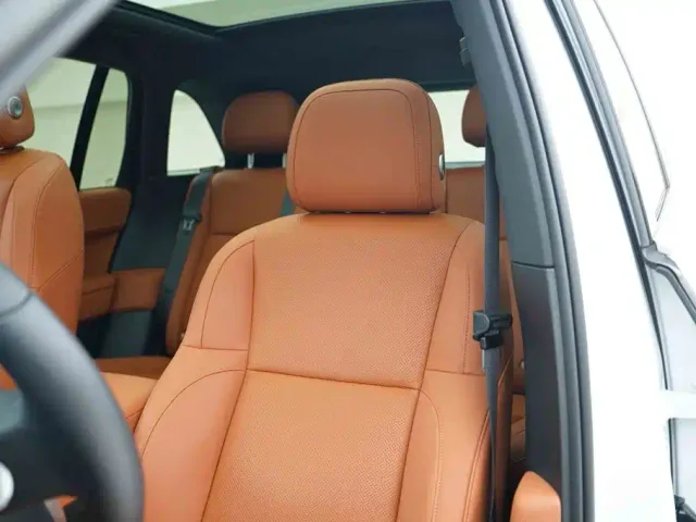 Li Auto Li Auto L6 2024 Pro — Фото автомобиля 12