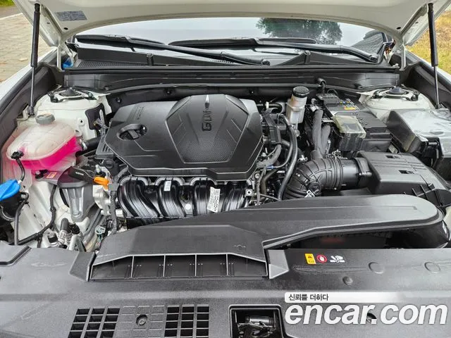 Hyundai Grandeur GN7 — Фото автомобиля 6