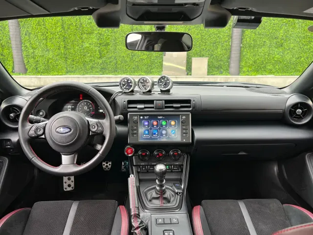 Subaru BRZ — Фото автомобиля 15