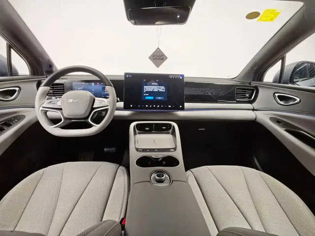 BYD Sealion 06 — Фото автомобиля 18