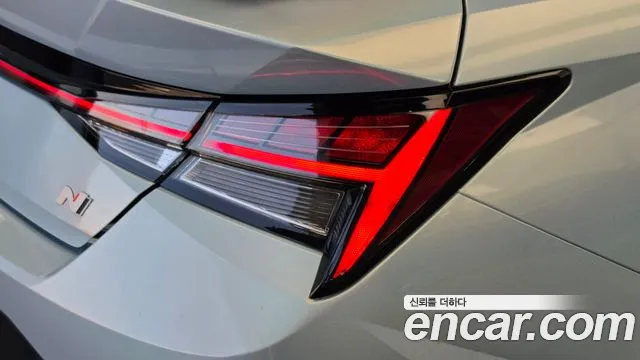 Hyundai Avante CN7 — Фото автомобиля 8