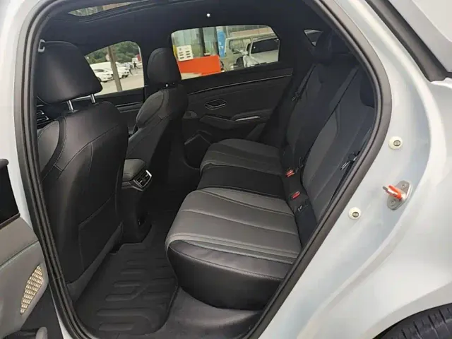 BYD Qin L — Фото автомобиля 16