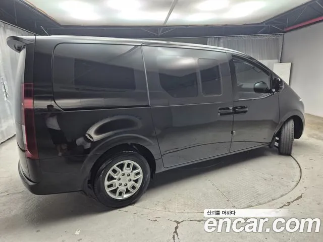 Hyundai Staria — Фото автомобиля 11
