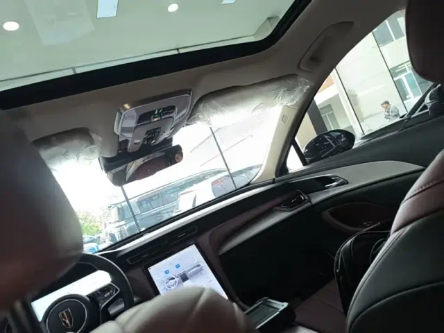 Hongqi Hongqi H5 PHEV 2025 130 Super Hybrid Edition — Фото автомобиля 17