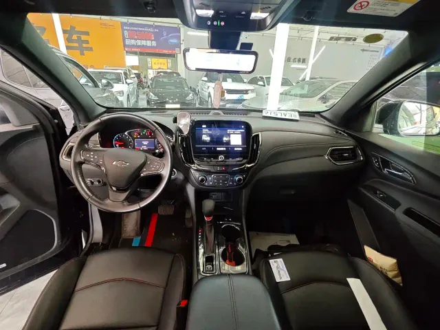 Chevrolet Equinox — Фото автомобиля 9